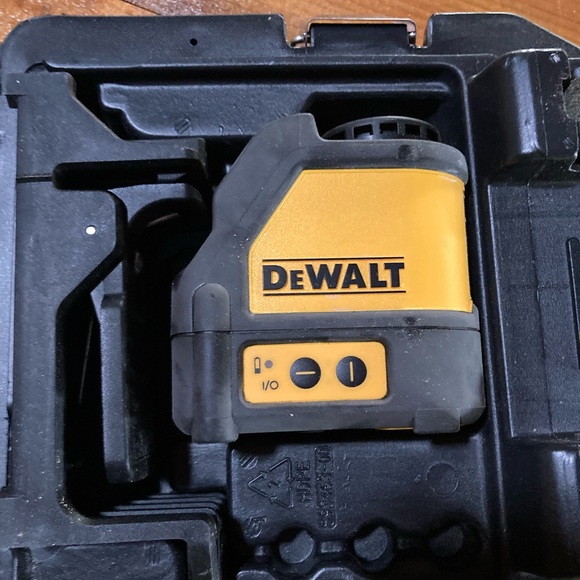 DEWALT Laser Chalk Line - Picture 1 of 5